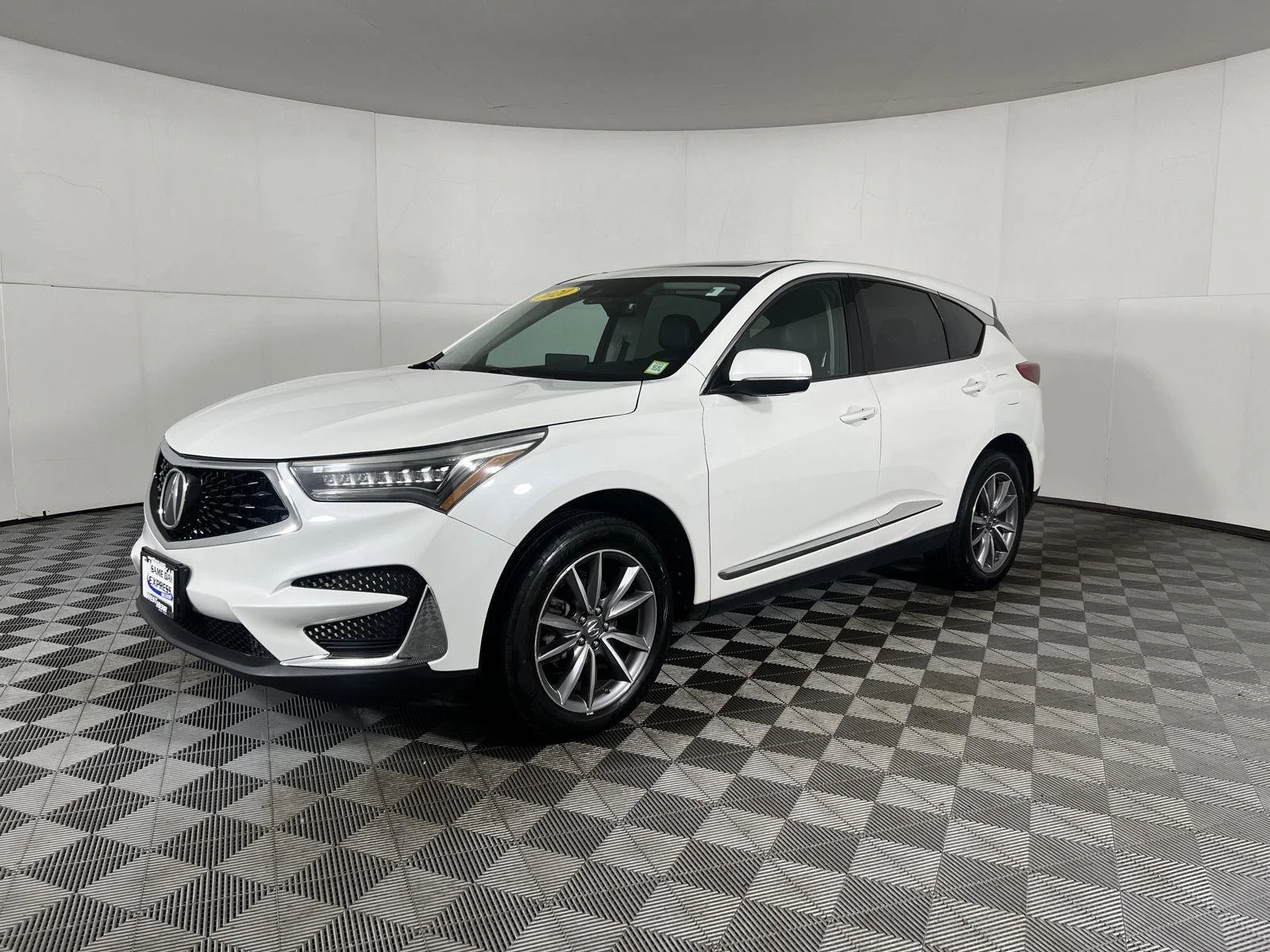 Used 2020 Platinum White Pearl Acura SH-AWD w/Tech image 4