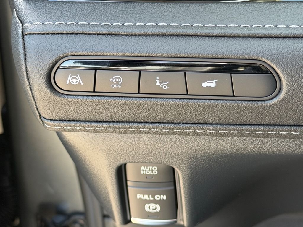 New 2027 DYNAMIC METAL INFINITI Luxe 2WD image 24