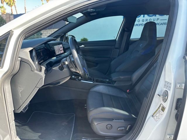 Used 2024 Pure White Volkswagen 2.0T image 10