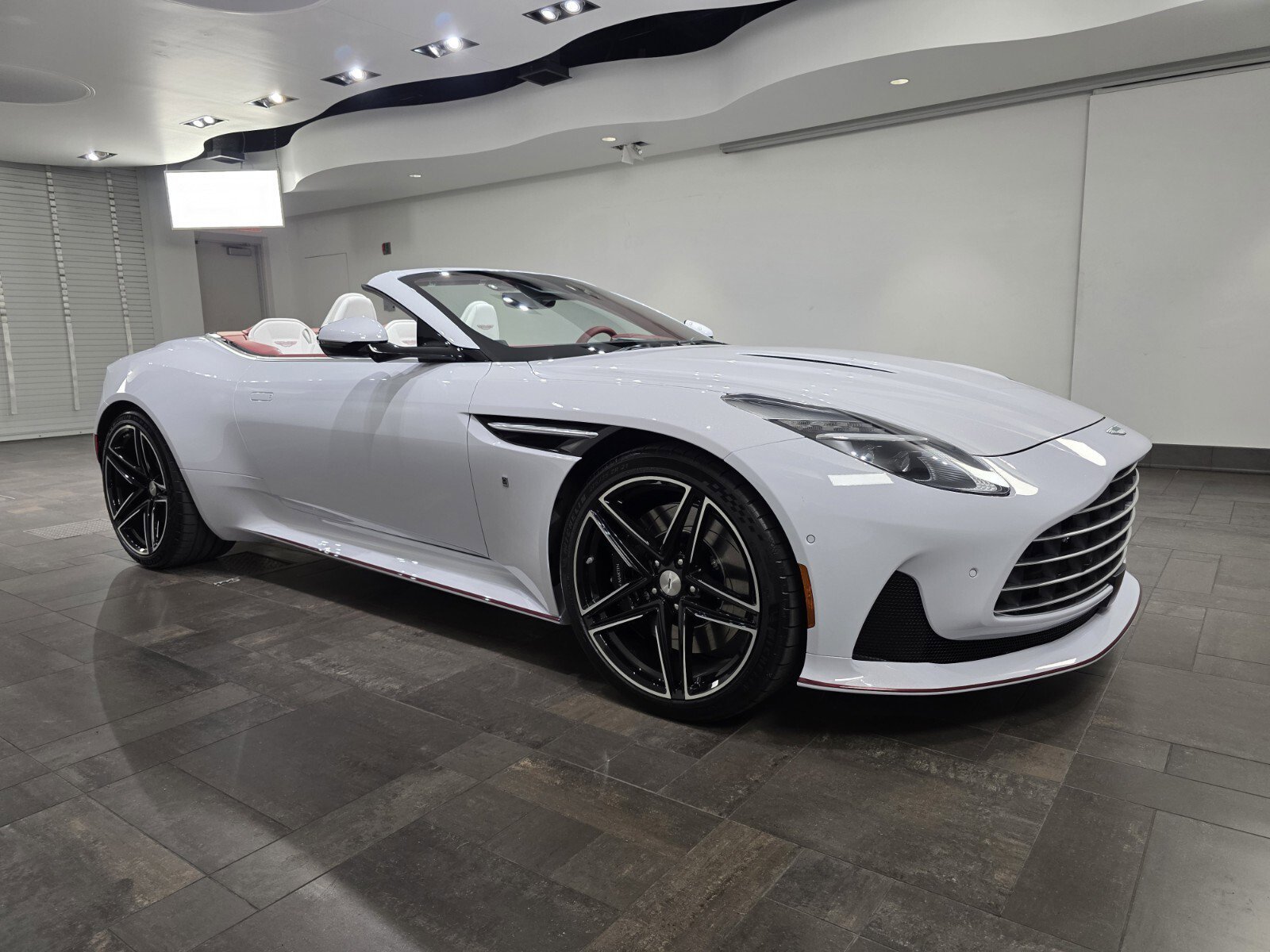 2026 Aston Martin DB12 Volante's photo