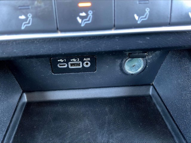 Used 2022 Blue Nissan 2.5 SR image 16