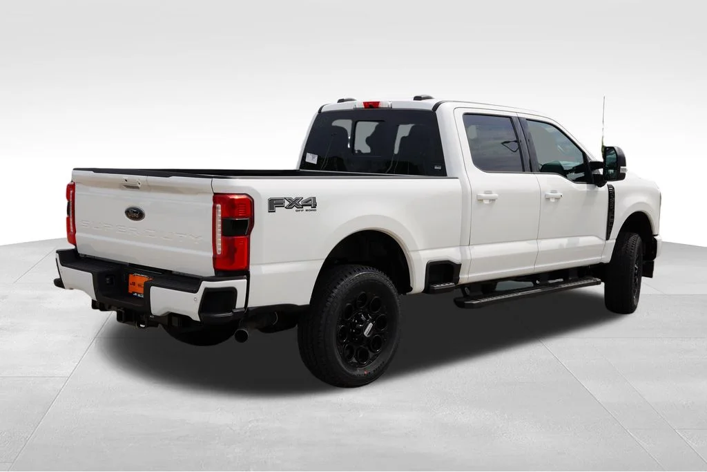 New 2026 Star White Metallic Tri-Coat Ford Lariat image 3