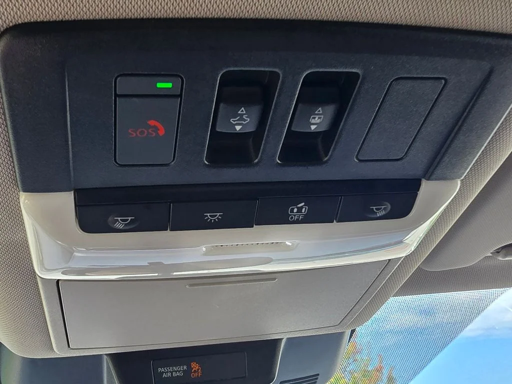 Used 2024 Gray Nissan SV image 34