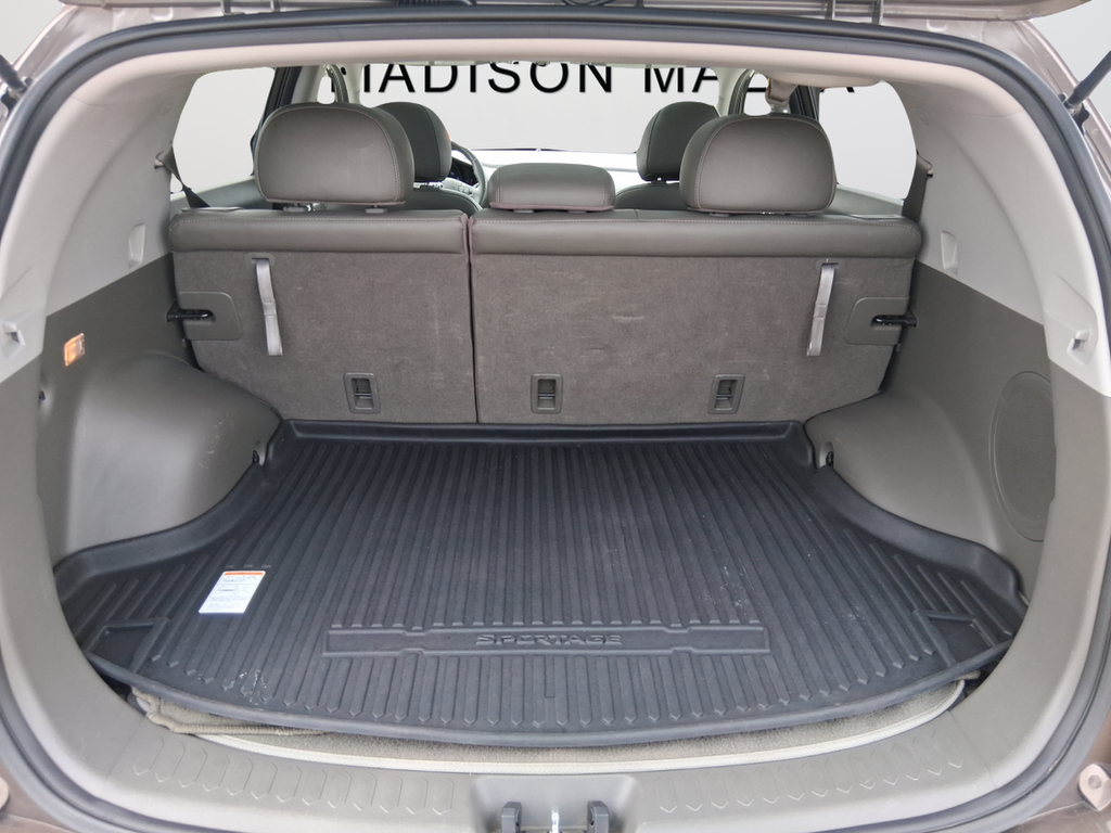 Used 2013 Beige Kia EX image 31