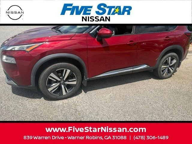 Used 2021 Red Nissan SL image 16