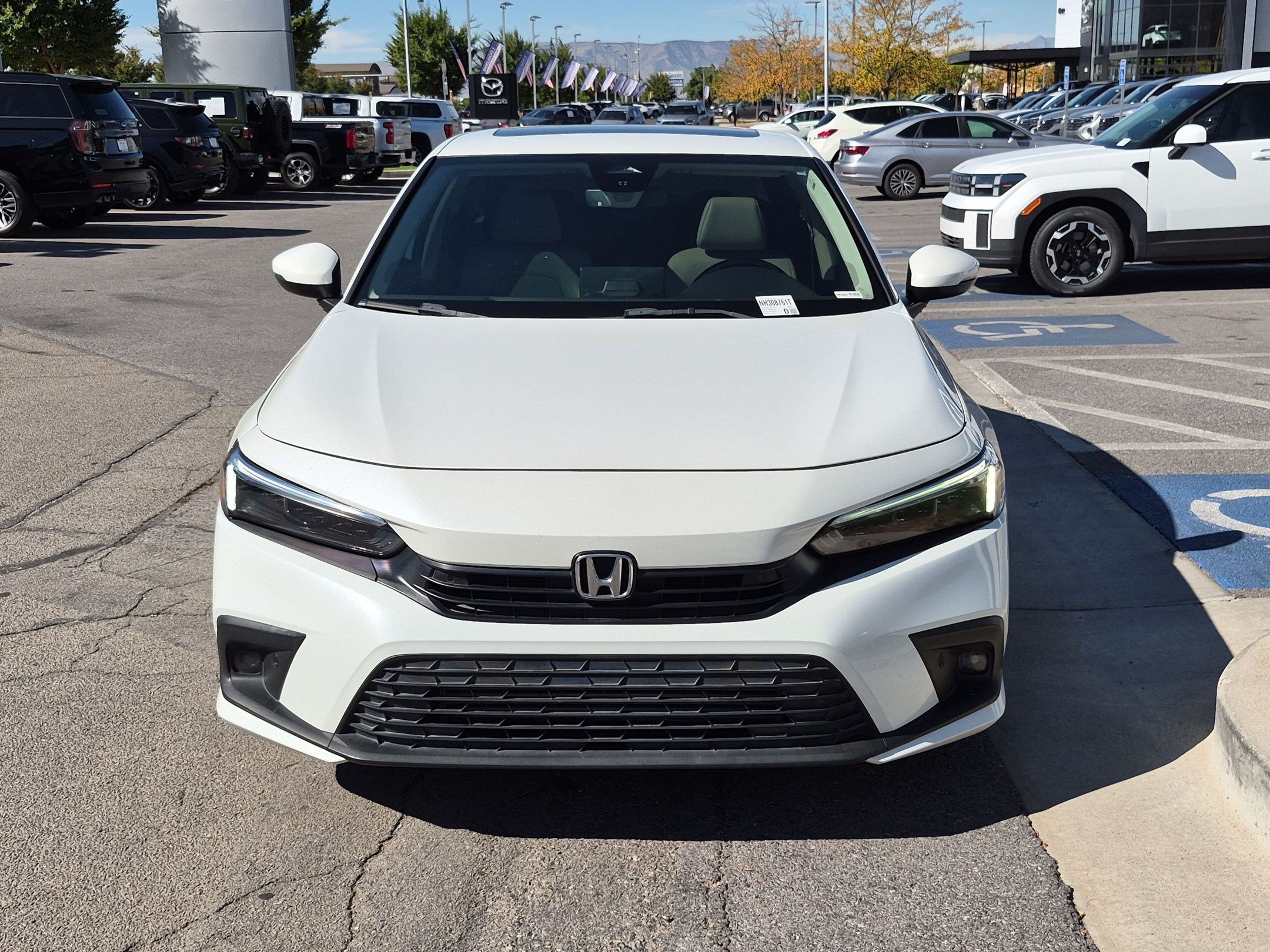 Used 2022 Platinum White Pearl Honda Touring image 8