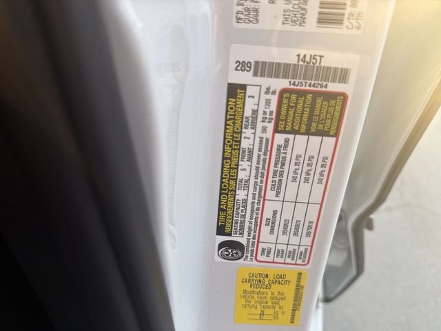 2025 Toyota Tundra Platinum - Photo 36