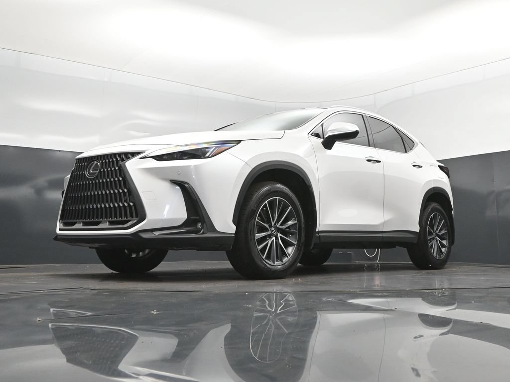 2025 Lexus NX 350 - Photo 38