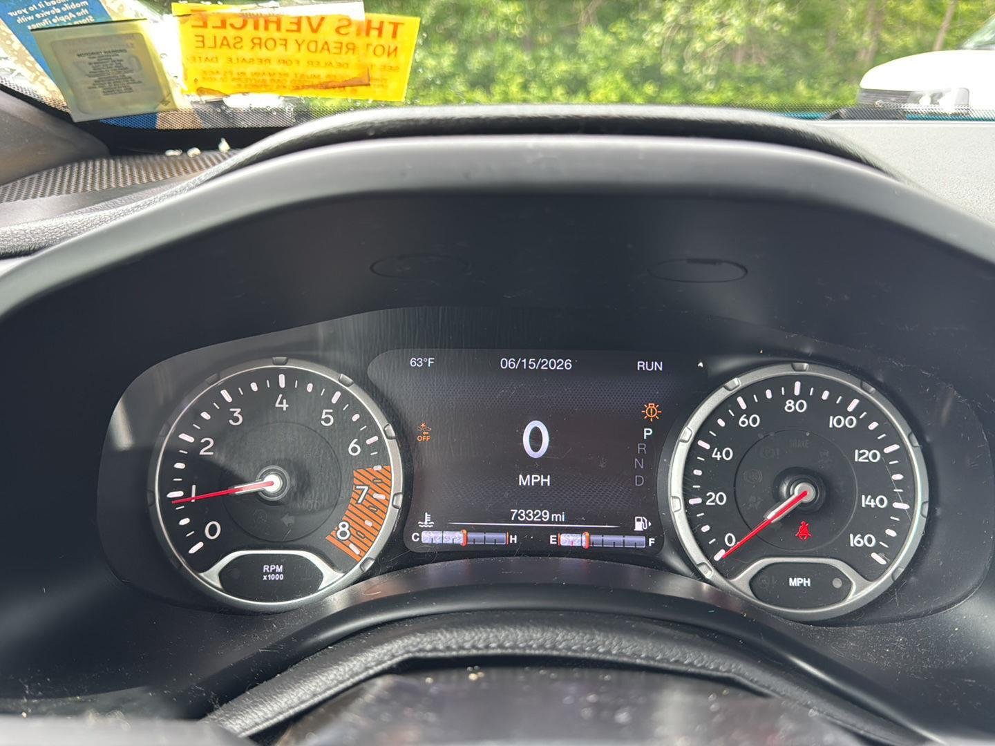 Used 2021  Jeep Latitude image 8