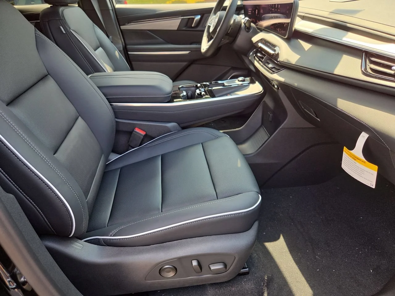 New 2027 Ebony Twilight Metallic Buick Preferred image 27