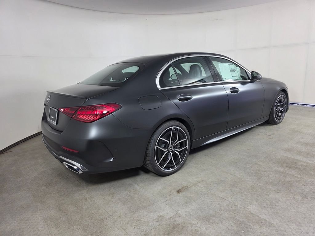 New 2026 MANUFAKTUR exclusive graphite grey magno Mercedes-Benz C 300 image 4
