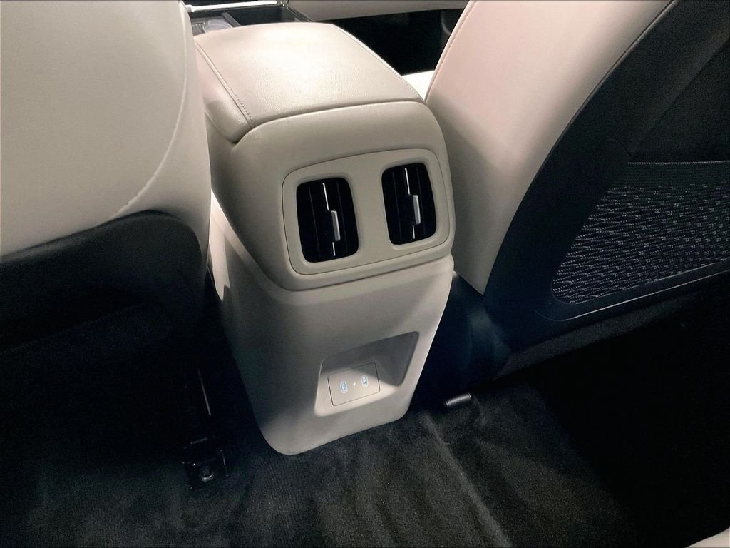 Certified Used 2025 Red Hyundai SEL Convenience image 28