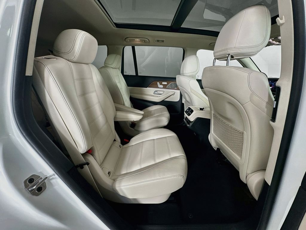 Certified Used 2024  Mercedes-Benz GLS 450 image 29