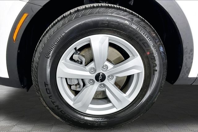 Used 2026 White Kia LX image 31