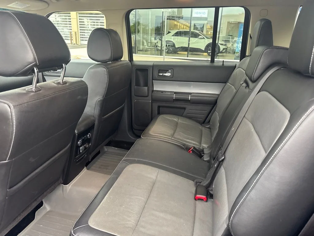 Used 2014 Black Ford SEL image 7