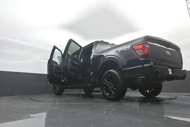 New 2026 Blue Ford XLT image 42
