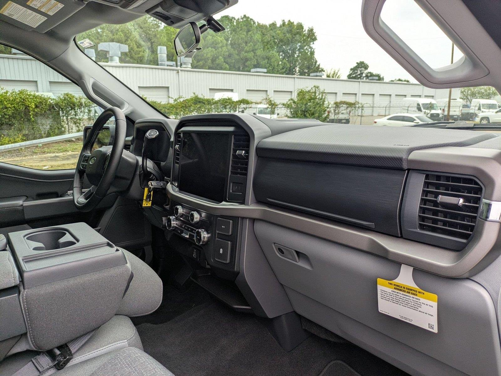 Used 2025 Carbonized Gray Metallic FORD  image 35