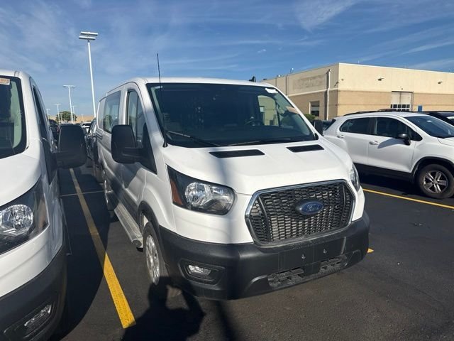 Used 2025 White Ford Base image 2
