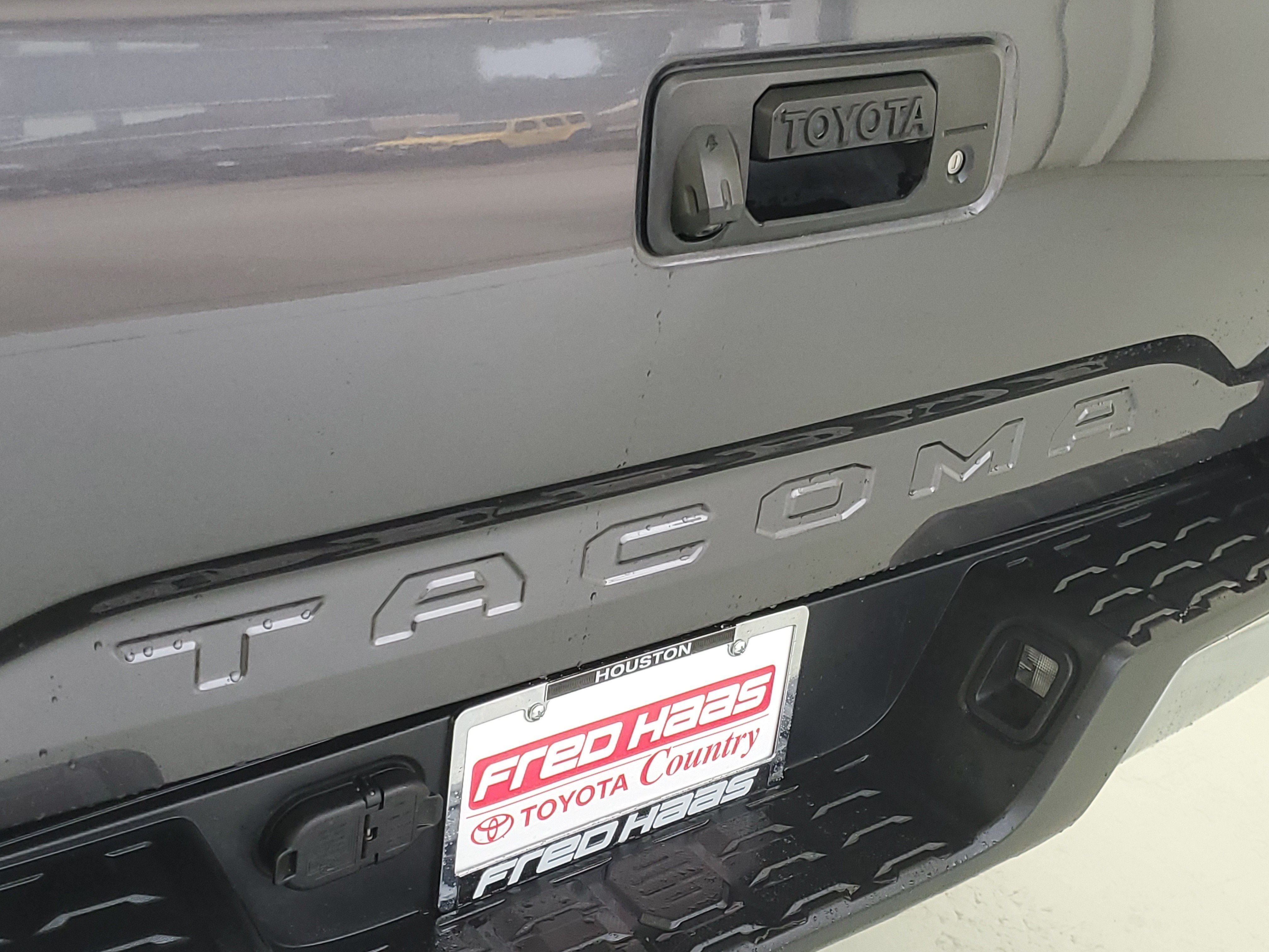 Used 2023 Magnetic Gray Metallic Toyota SR5 image 10