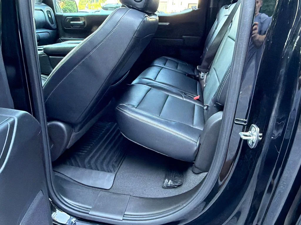 Used 2025 Black Chevrolet Custom image 20