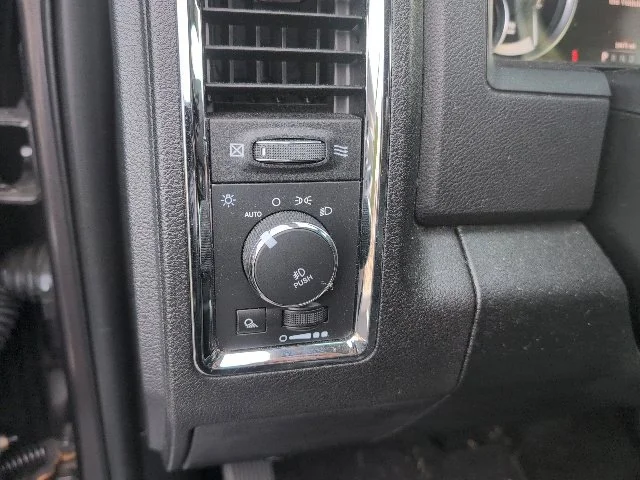 Used 2014 Gray Ram Laramie image 19