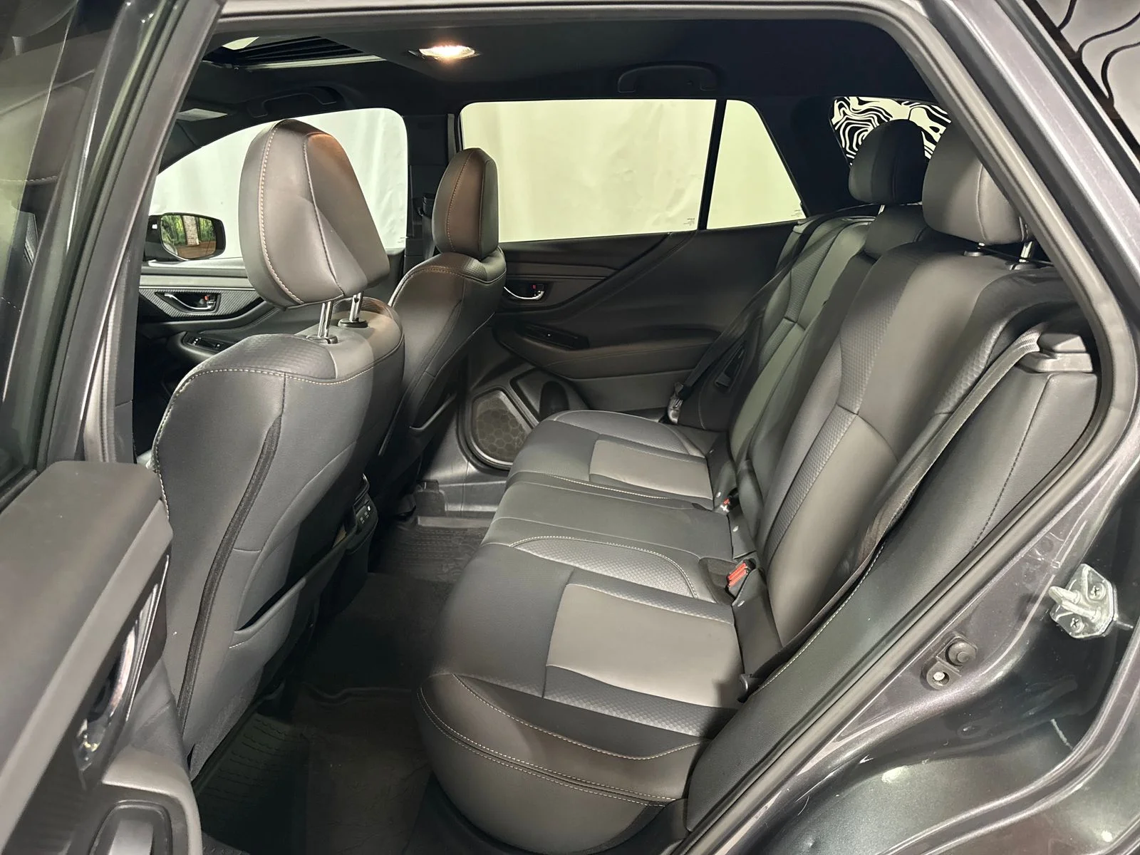 Used 2022 Magnetite Gray Metallic Subaru Wilderness image 5