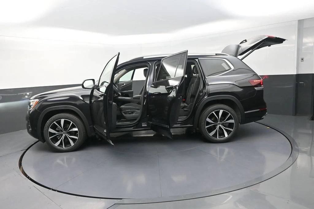 New 2026  Volkswagen 2.0T SEL Premium R-Line image 32