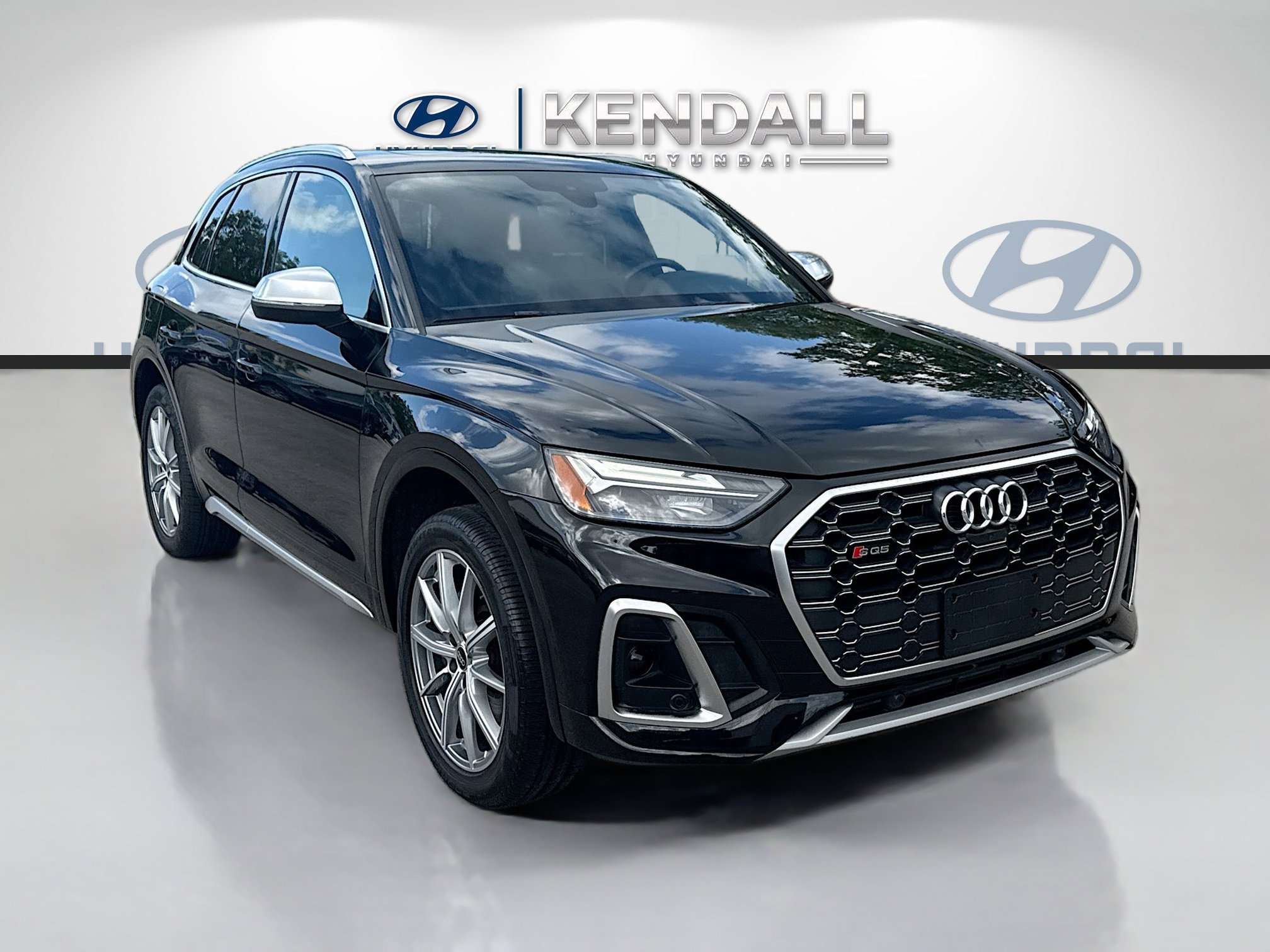 2022 Audi SQ5 Premium Plus's photo