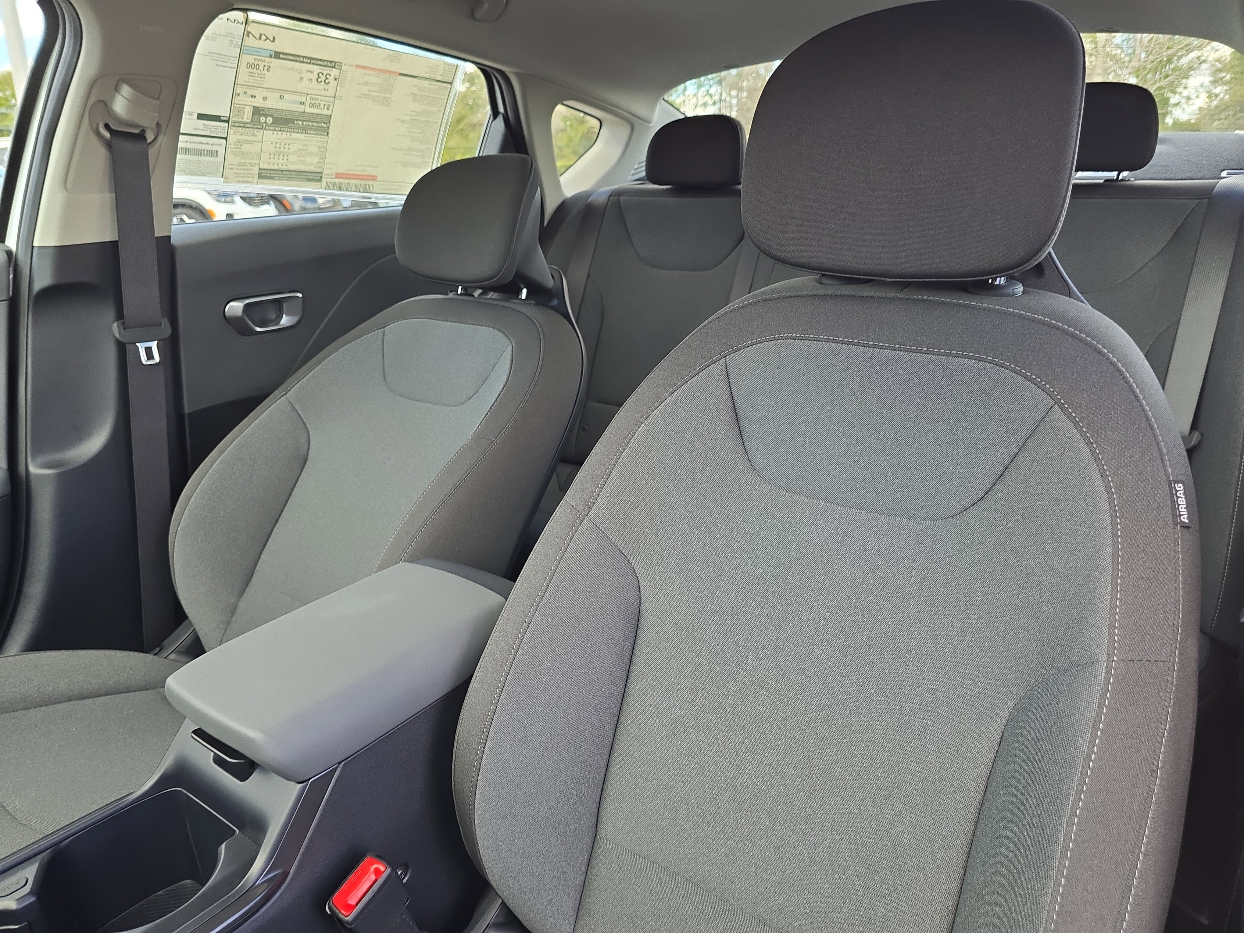 New 2026 Snow White Pearl Kia LXS image 21