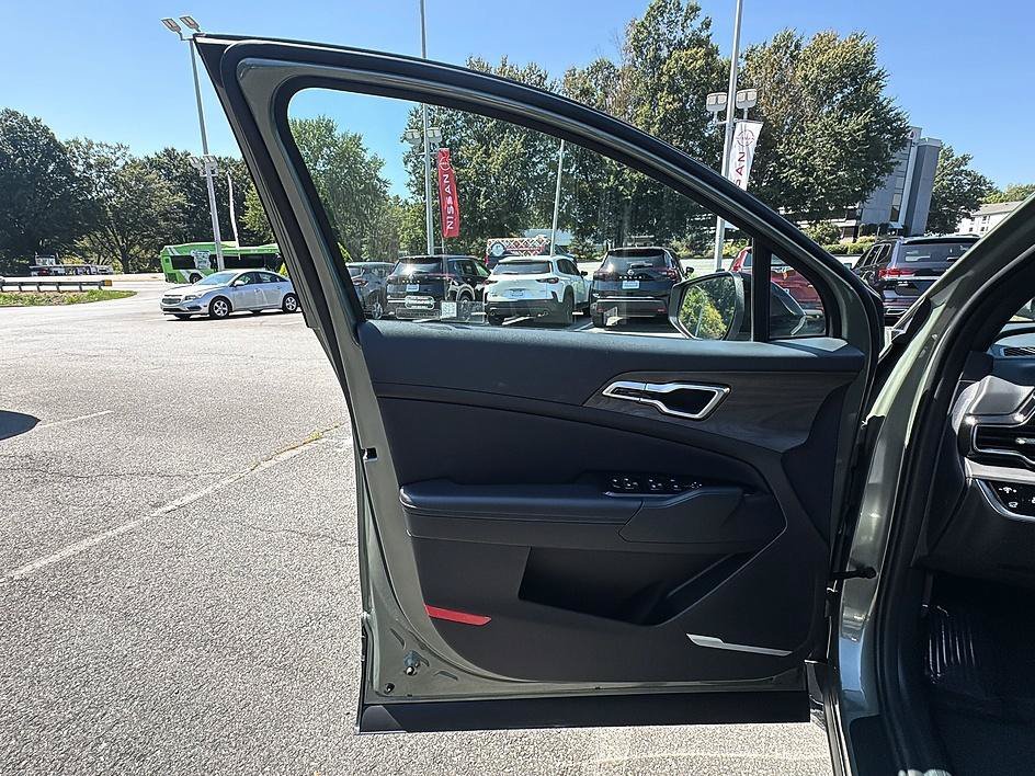 Used 2024 Jungle Green Kia X-Line image 17