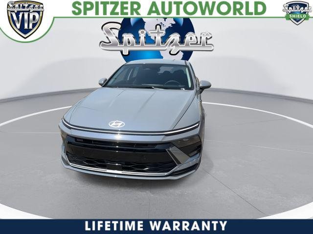 New 2026 Blue Hyundai SE image 3