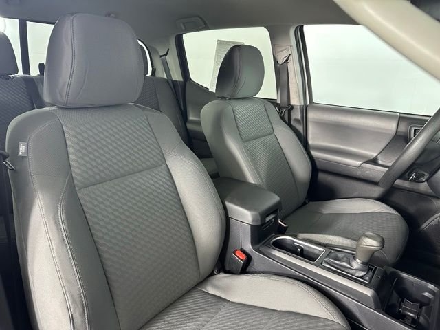 Used 2021 White Toyota SR image 26