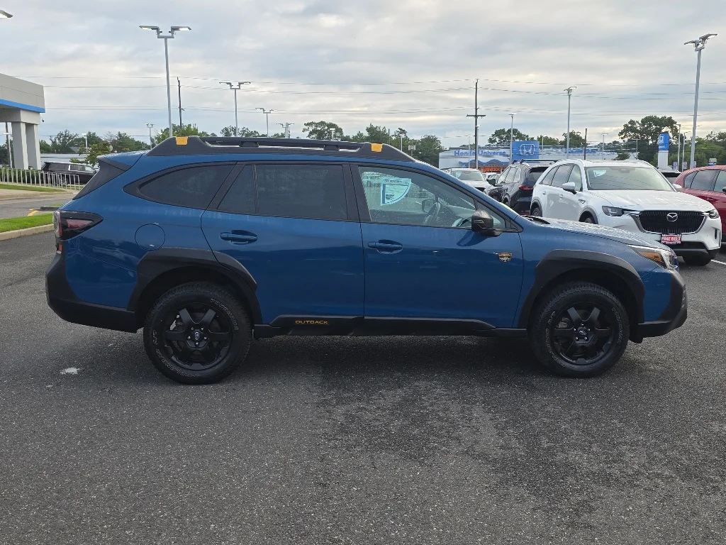 Certified Used 2023 Geyser Blue Pearl Subaru Wilderness image 18
