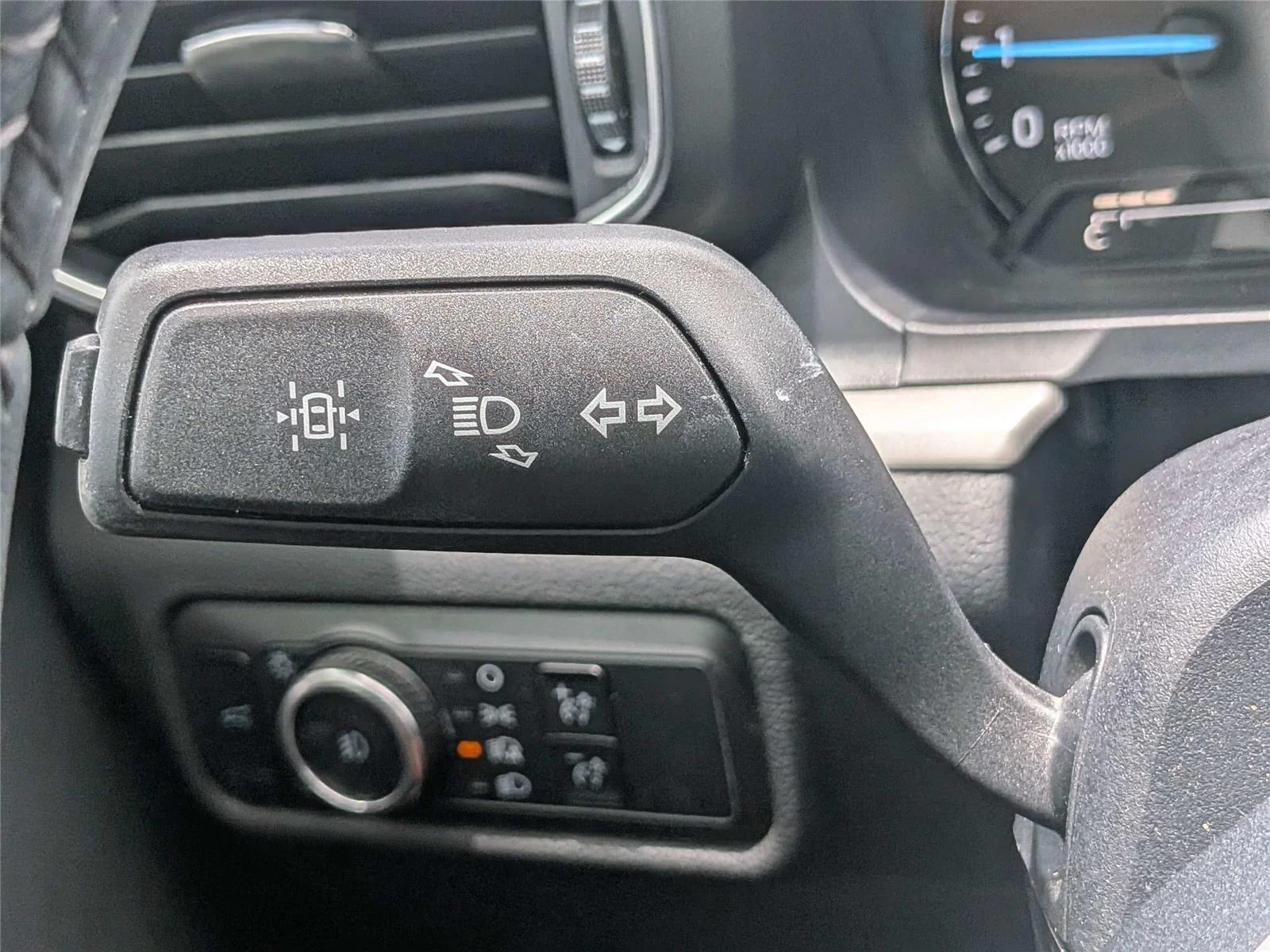 Used 2023  Ford XLT image 27