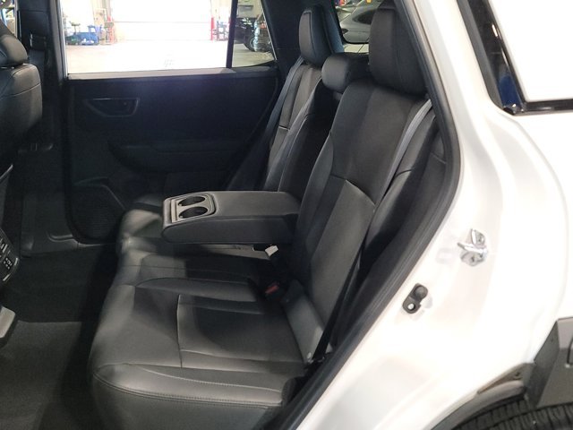 Used 2026 Crystal White Pearl Subaru Premium image 8