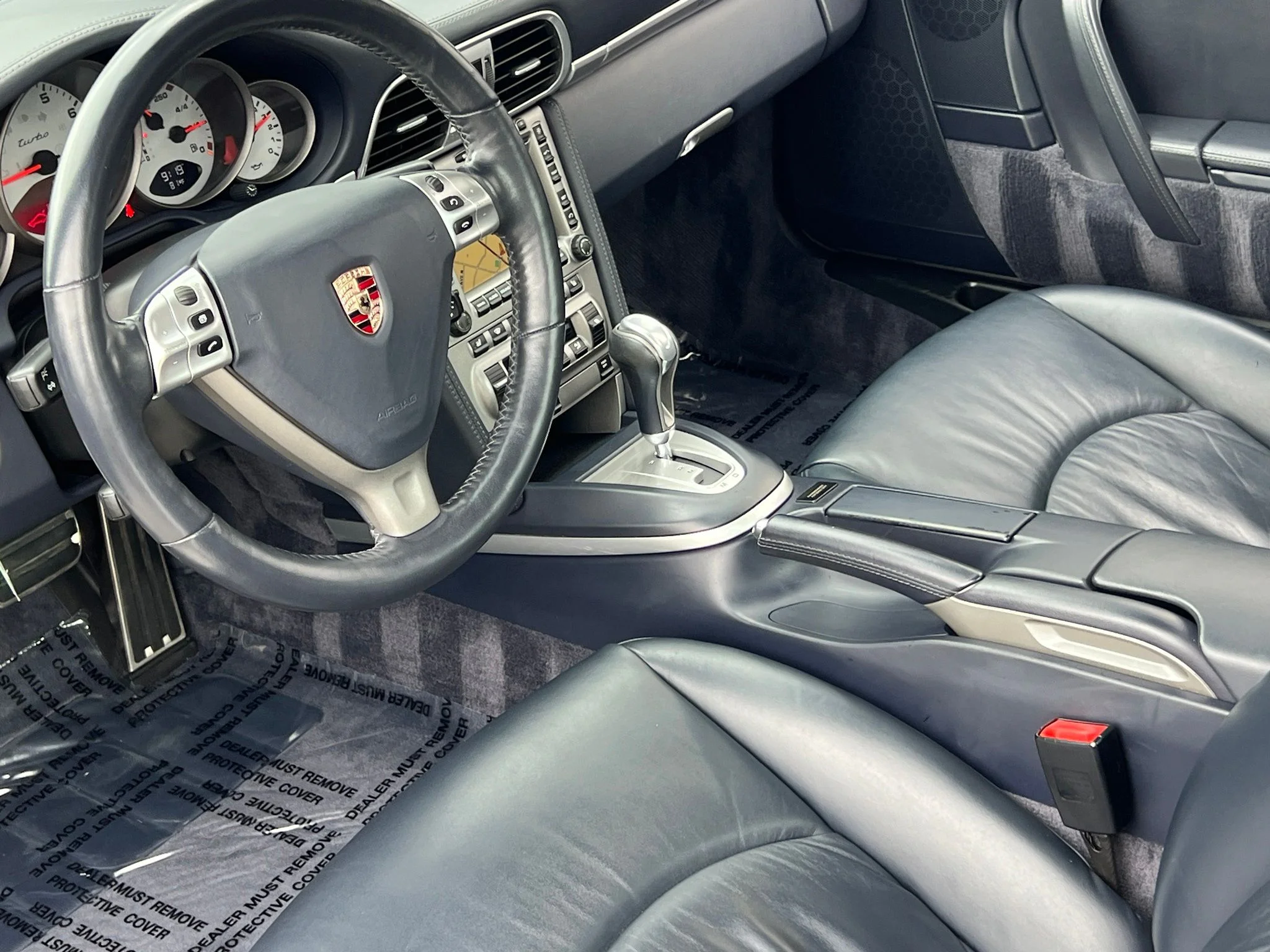 Used 2007 Silver Porsche Turbo image 2