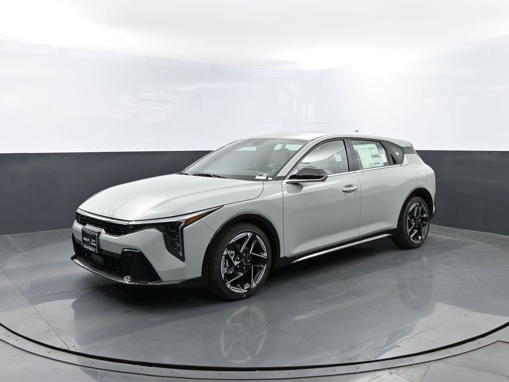 2026 Kia K4 GT-Line AT Hatchback's photo
