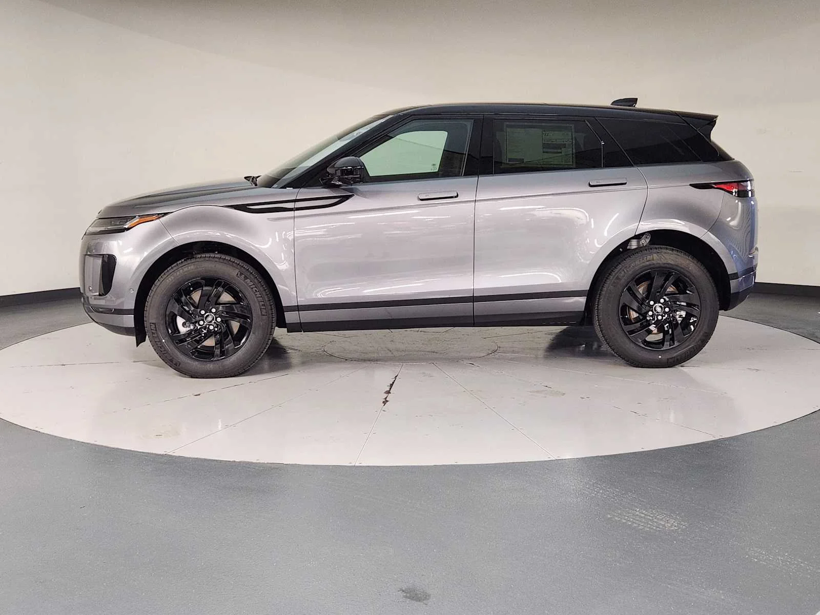 New 2026 Eiger Grey Metallic Land Rover Core S - AWD image 7