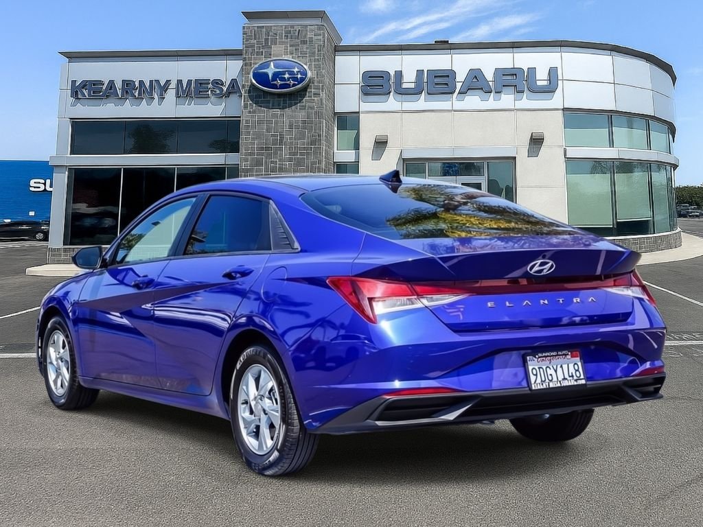 Used 2023 Blue Hyundai SE image 4
