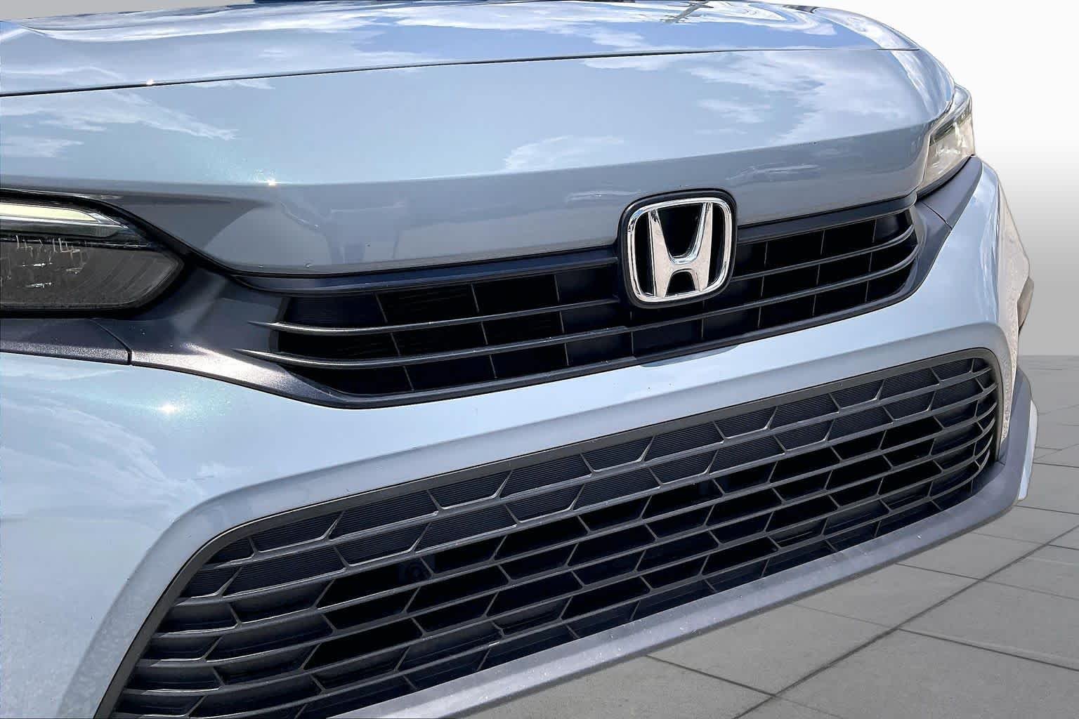 Used 2023 Sonic Gray Pearl Honda Sport image 30