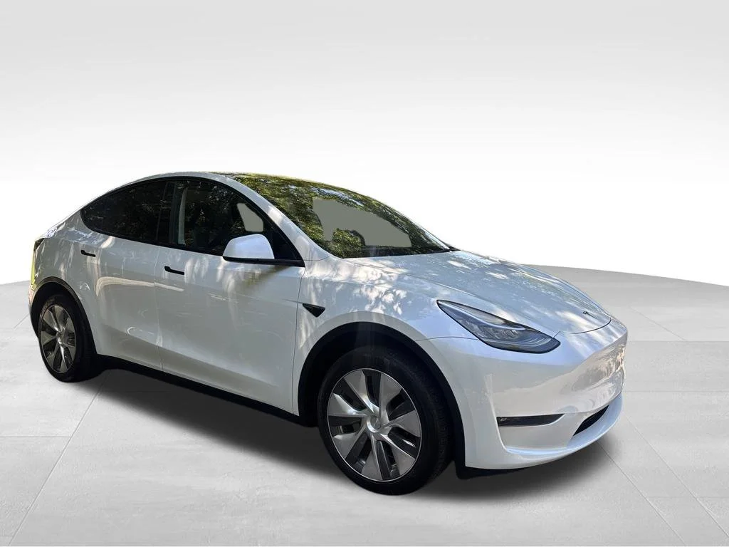 Used 2023 White Tesla Long Range image 6