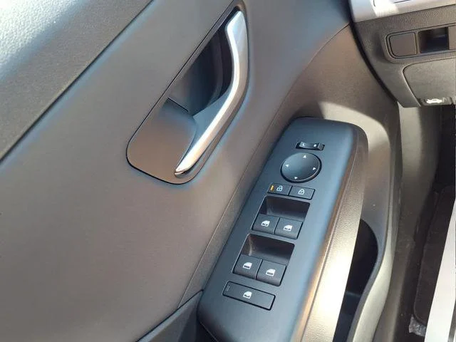 New 2026 Gray Hyundai SEL Premium image 29