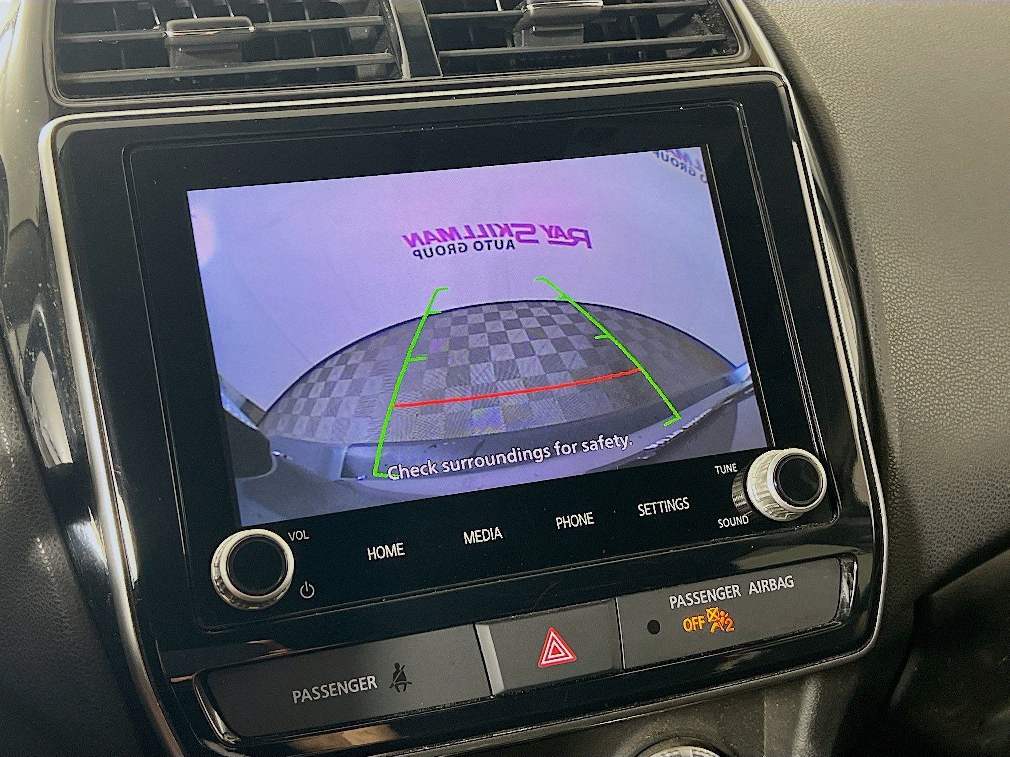 Used 2021 Gray Mitsubishi SE image 18
