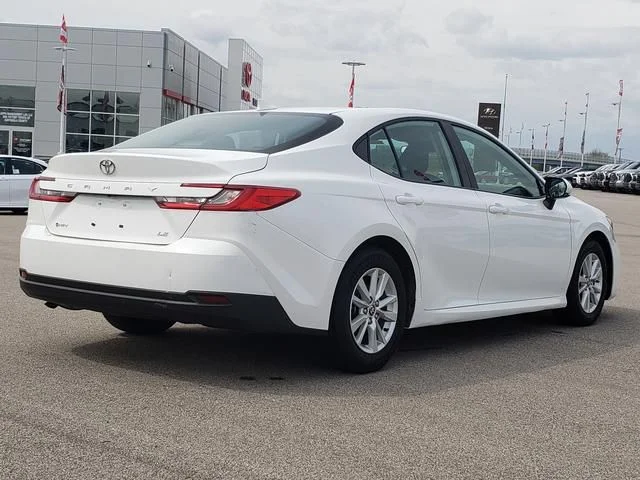 Used 2025 Ice Toyota LE image 5