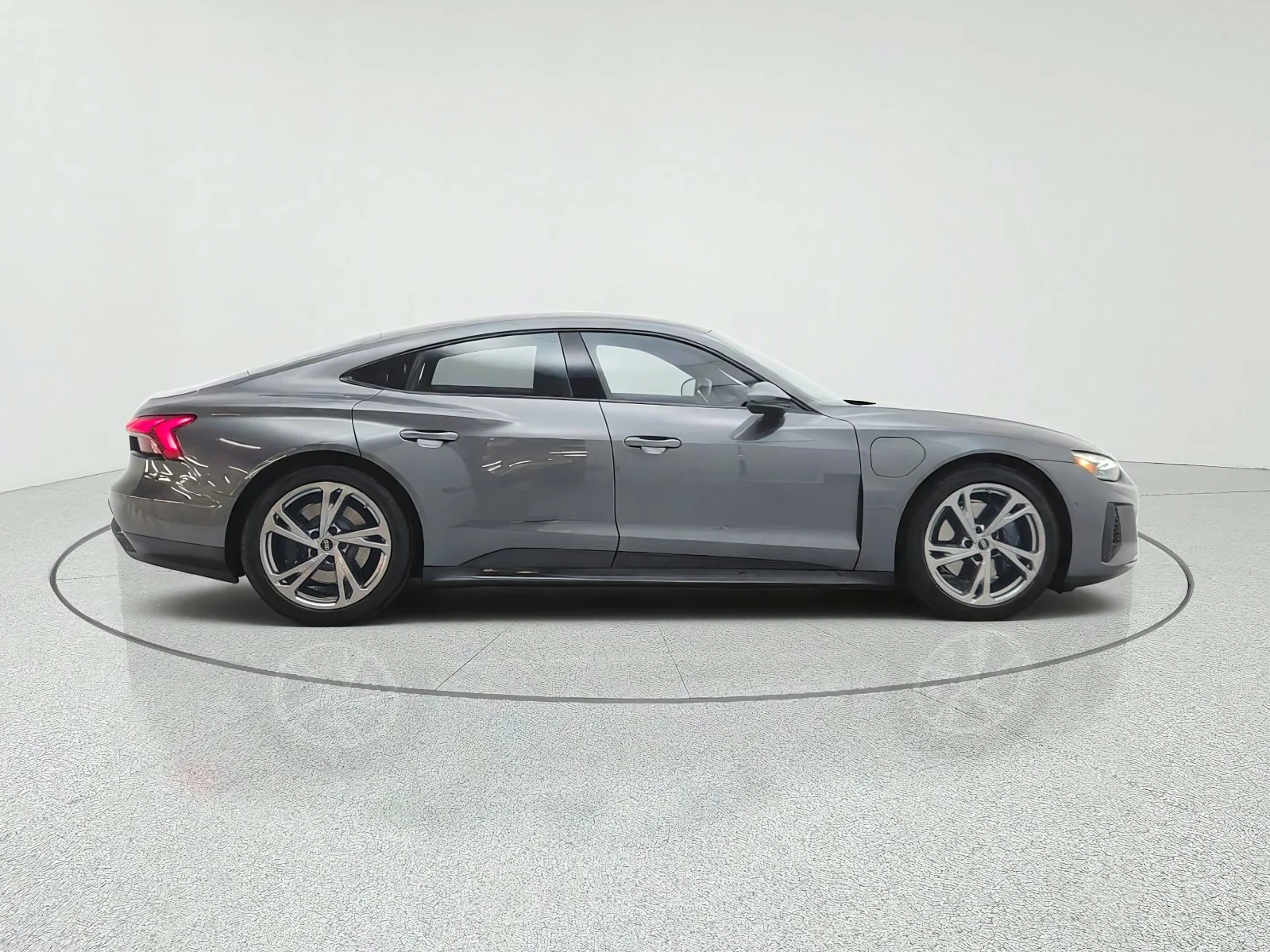 Used 2024 Daytona Gray Pearl Effect Audi Prestige image 4