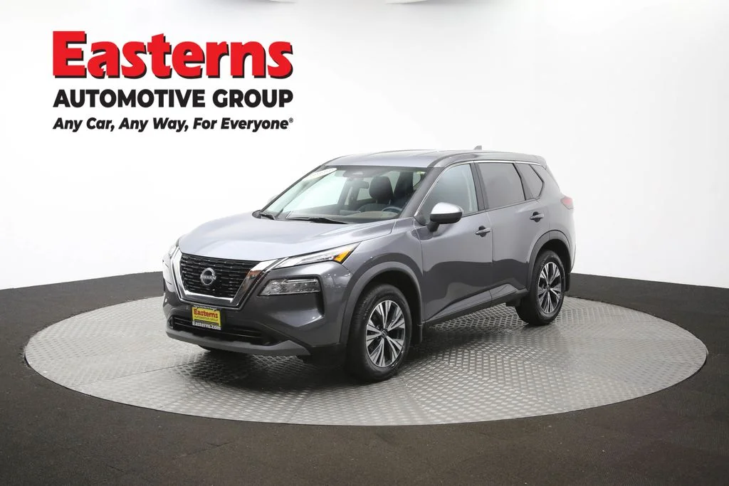 Used 2023 Gray Nissan SV image 51