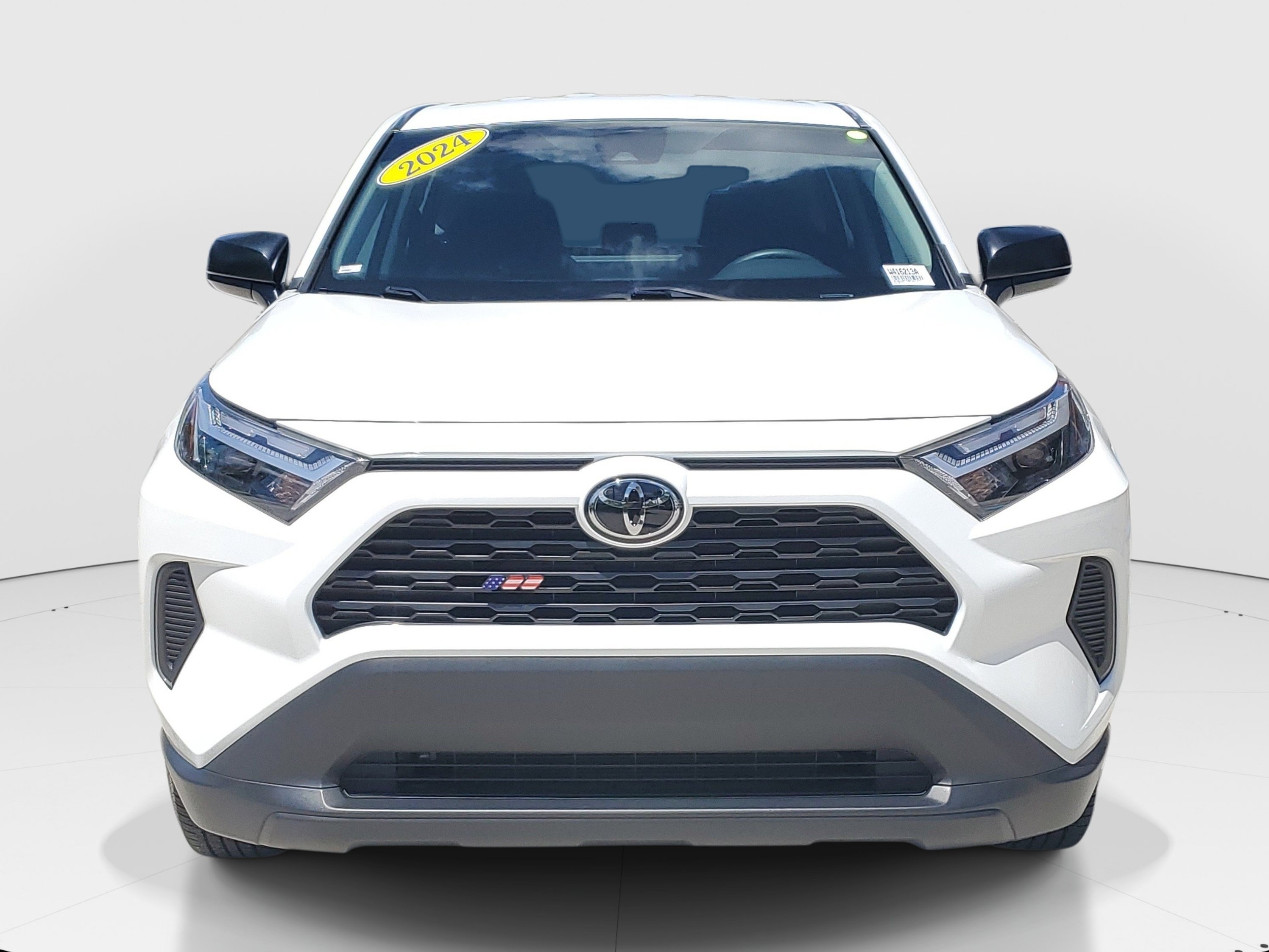 Used 2024 Ice Toyota LE image 2