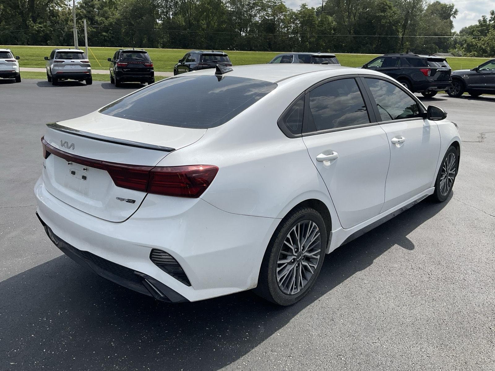 Used 2024 Snow White Pearl Kia GT-Line image 6