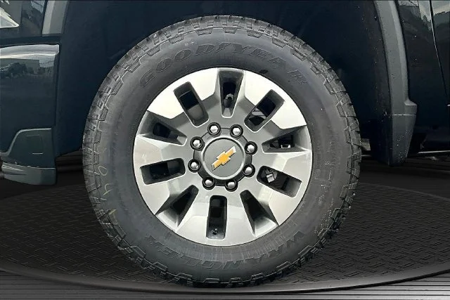 2026 Chevrolet Silverado 2500 HD Custom - Photo 13