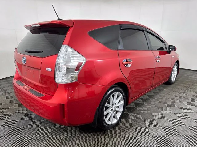 Used 2012 Barcelona Red Metallic Toyota Five image 3